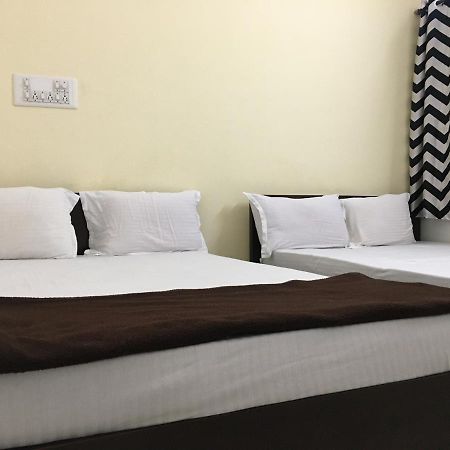 Srirangam Suit Rooms Tiruchirappalli Exterior photo