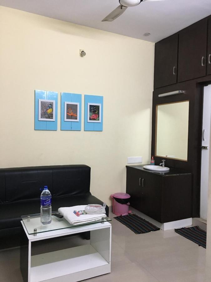Srirangam Suit Rooms Tiruchirappalli Exterior photo