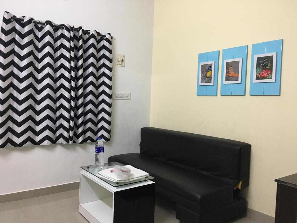 Srirangam Suit Rooms Tiruchirappalli Exterior photo
